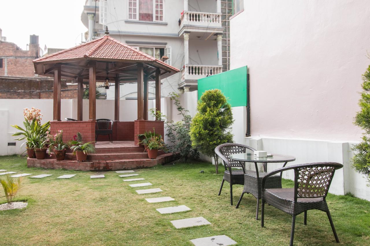 Hotel Himalaya Hub Katmandú Exterior foto