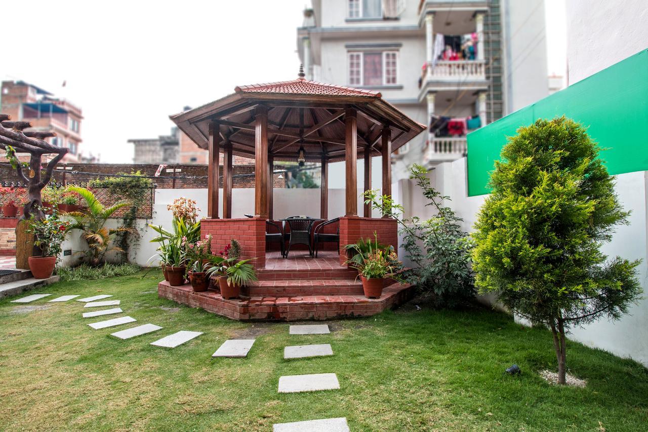 Hotel Himalaya Hub Katmandú Exterior foto